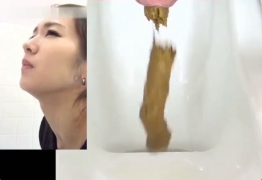 美女がトイレで唸り声をあげながらウンコをひねり出していくう！