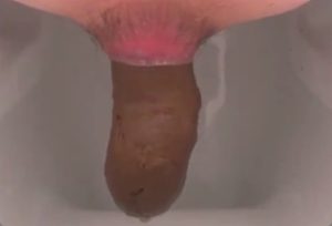 凸凹一つないツルツルウンコをアナルから産み落とす素人娘ｗ