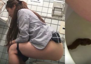 最近腰を浮かせながらウンコする女増えたよな！潔癖過ぎない？ｗ